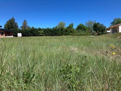 Terrain constructible - 1 997 m²