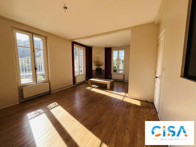 Maison ancienne - 118 m² - 6 pièces