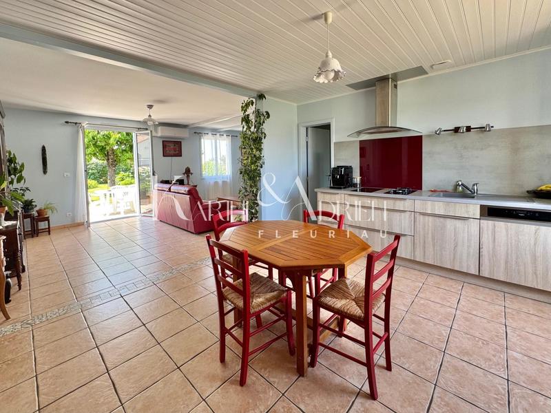 Maison - 138 m² - 6 pièces