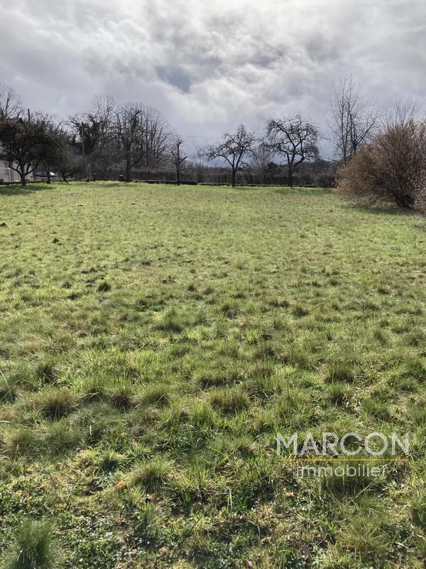 Terrain constructible - 2 361 m²