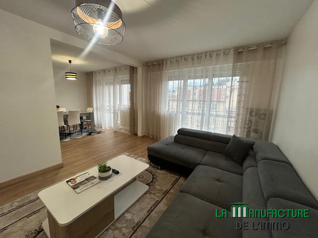 Appartement - 82 m² - 4 pièces