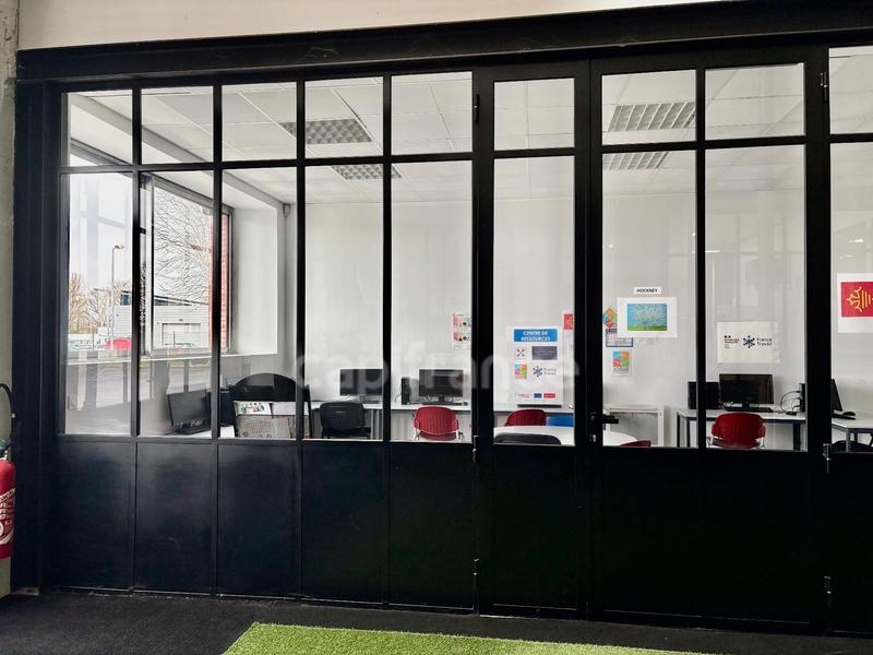 Bureau - 150 m² - 4 pièces