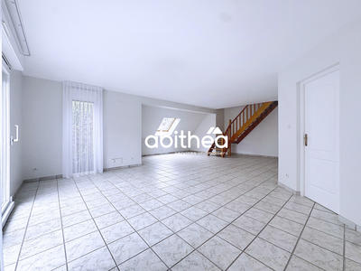 Maison - 140 m² - 6 pièces