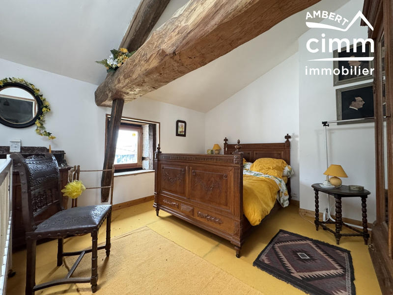 Maison - 172 m² - 10 pièces