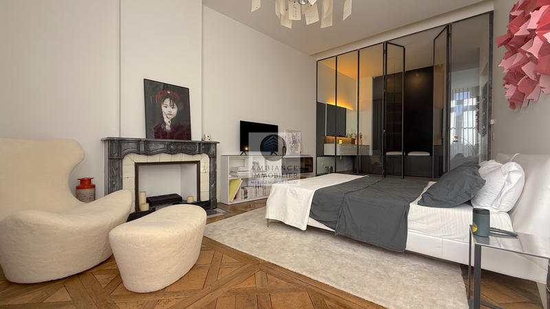 Appartement - 358 m² - 9 pièces