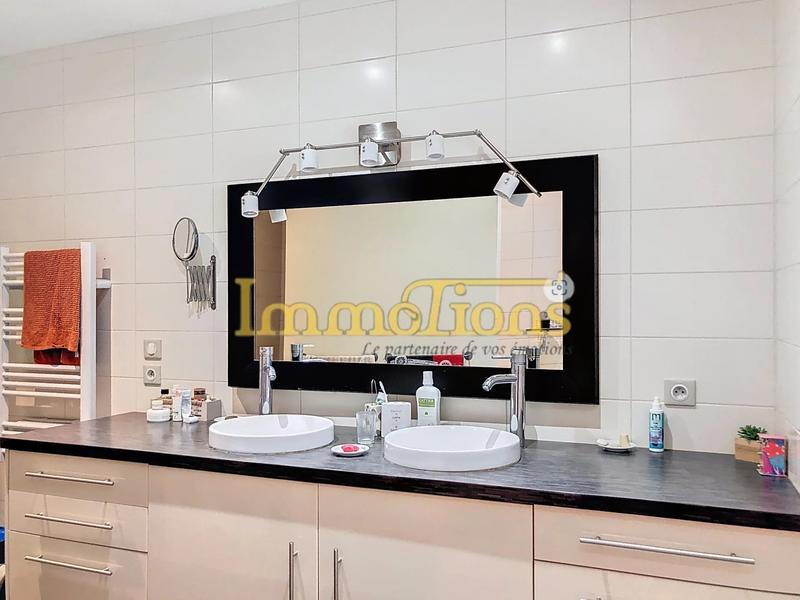 Maison - 139 m² - 5 pièces