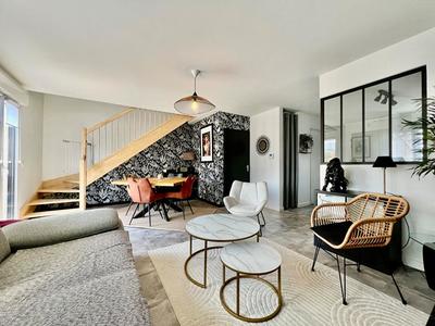 Maison - 81 m² - 5 pièces