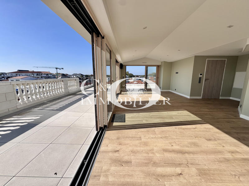 Appartement - 131 m² - 4 pièces