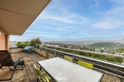 Appartement - 76 m² - 4 pièces