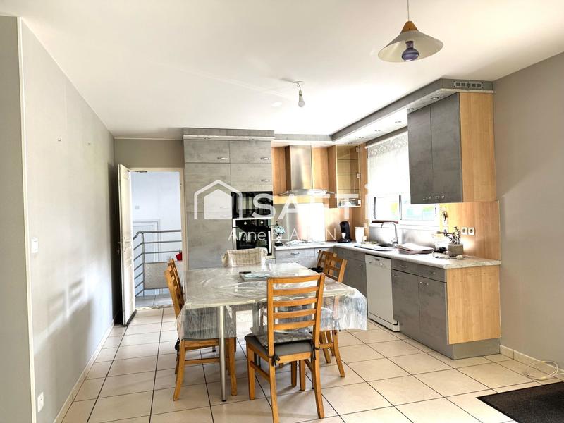 Maison - 124 m² - 6 pièces