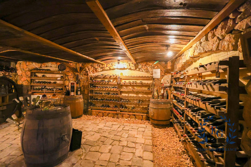 Maison - 197 m² - 6 pièces