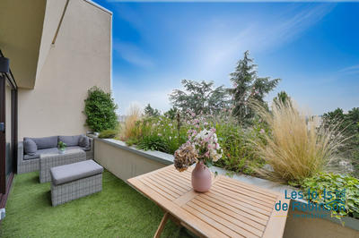 Duplex - 141 m² - 7 pièces