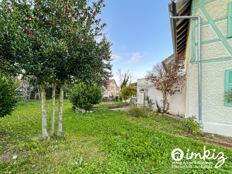 Maison - 290 m² - 10 pièces