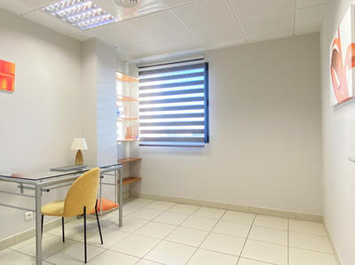 Bureau - 68 m²
