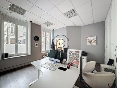 Bureau - 67 m²