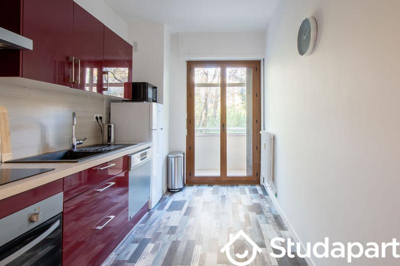 Chambre - 92 m² - 1 pièce