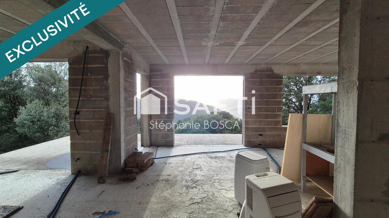 Maison - 220 m² - 6 pièces