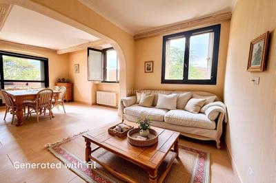 Appartement - 84 m² - 4 pièces