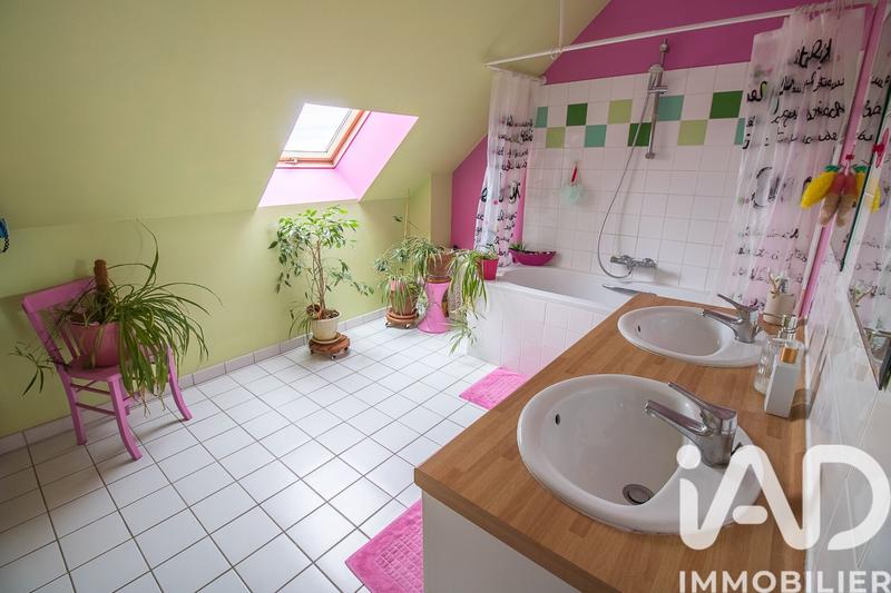 Maison - 130 m² - 6 pièces