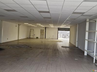 Local commercial - 240 m²