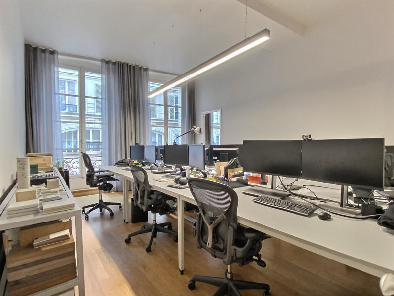 Local commercial - 71 m² - 4 pièces