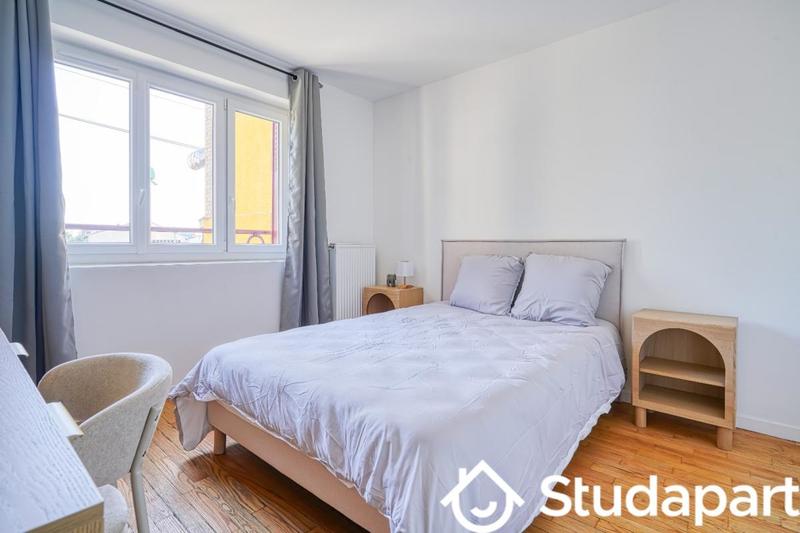 Chambre - 14 m² - 1 pièce