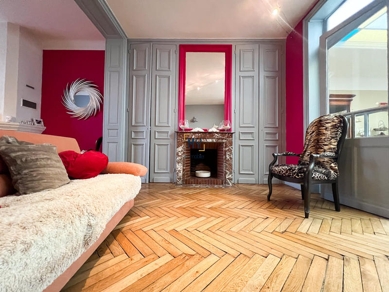 Maison - 195 m² - 7 pièces