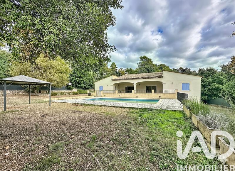 Maison - 186 m² - 6 pièces