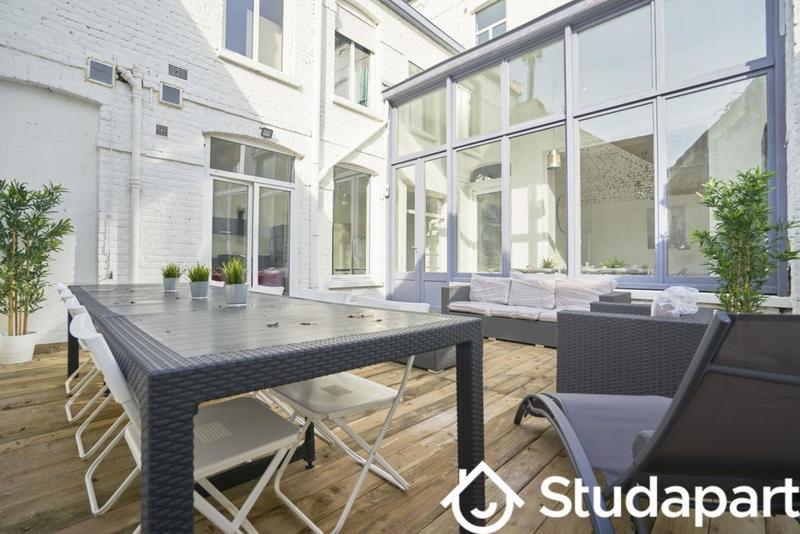 Chambre - 13 m² - 1 pièce