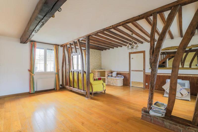 Maison - 210 m² - 6 pièces