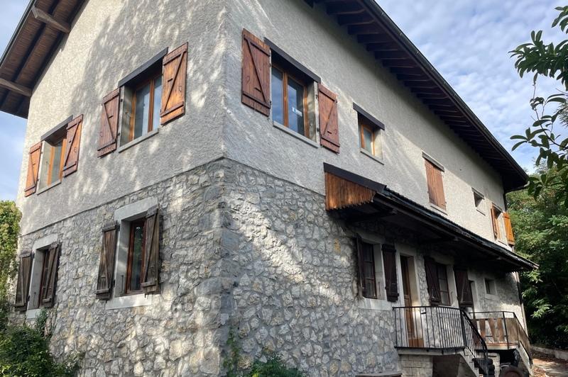 Appartement - 164 m² - 7 pièces