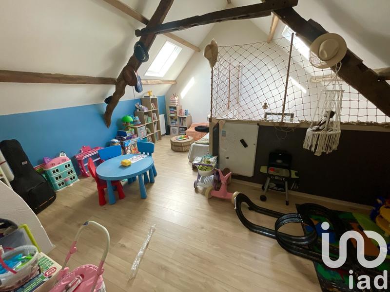 Maison - 200 m² - 7 pièces