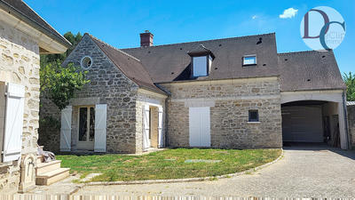 Maison - 250 m² - 8 pièces