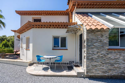 Maison - 215 m² - 6 pièces