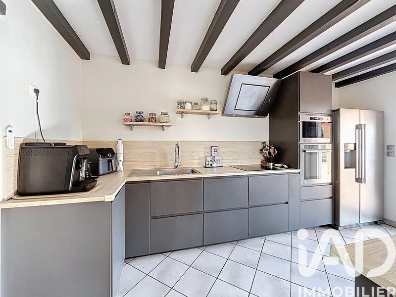 Maison - 200 m² - 5 pièces