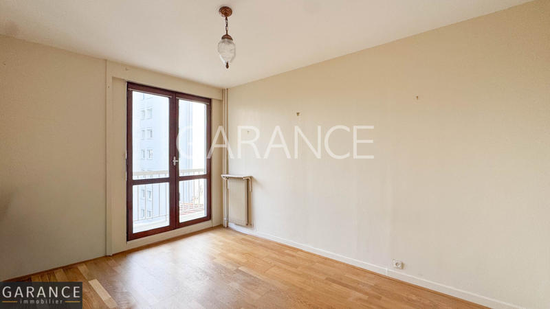 Appartement - 107 m² - 5 pièces