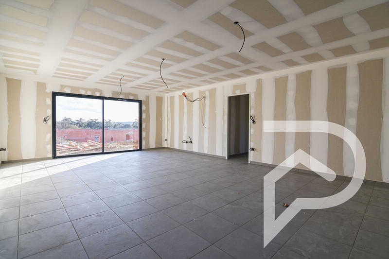 Maison - 99 m² - 4 pièces