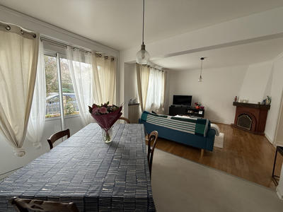 Maison - 91 m² - 5 pièces