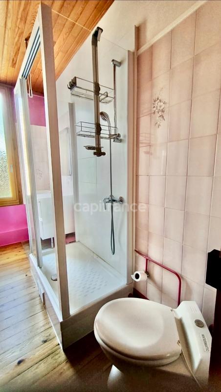 Maison - 93 m² - 5 pièces