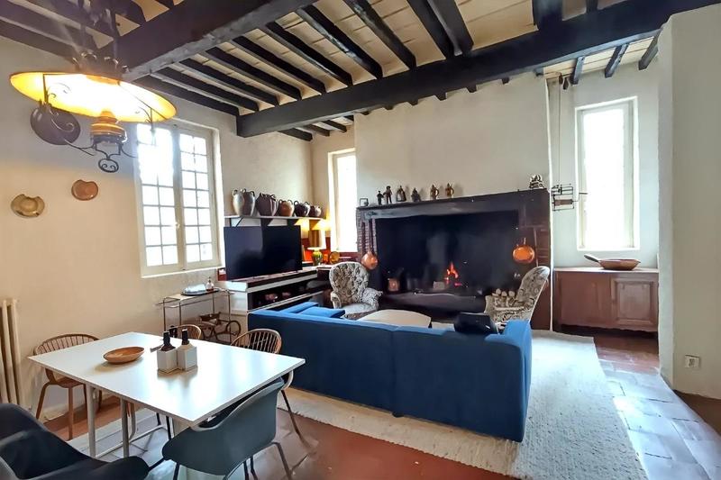 Château - 830 m² - 23 pièces