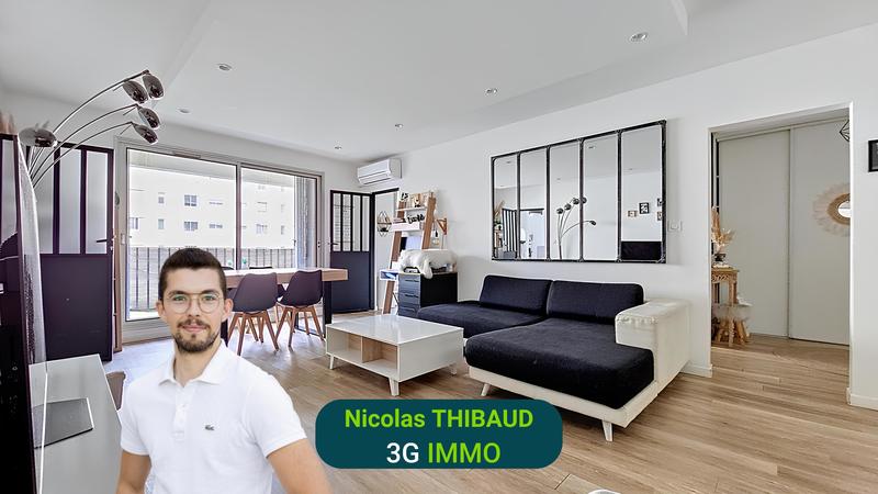 Appartement - 90 m² - 5 pièces