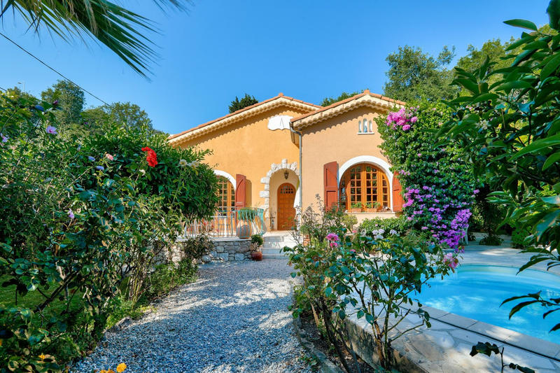 Maison - 88 m² - 3 pièces