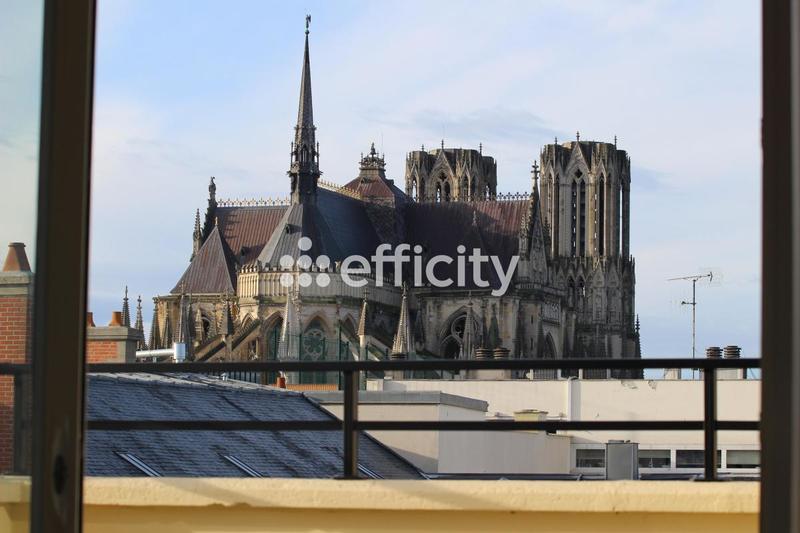 Appartement - 126 m² - 6 pièces