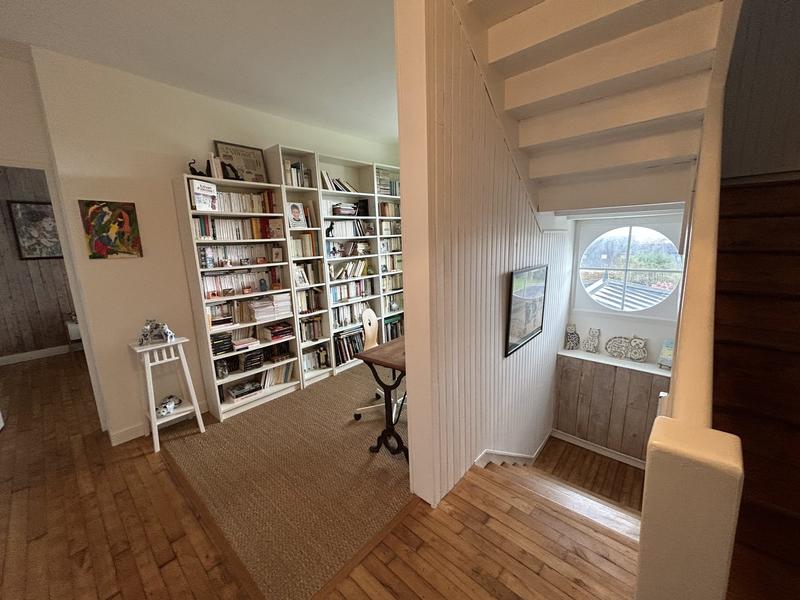 Maison - 205 m² - 7 pièces