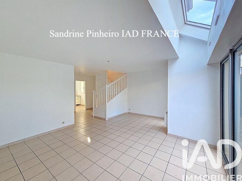 Maison - 91 m² - 5 pièces