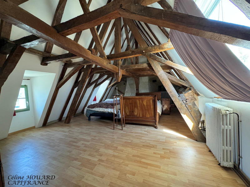 Maison - 236 m² - 7 pièces