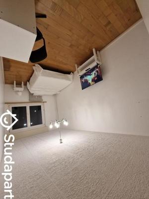 Chambre - 12 m² - 1 pièce