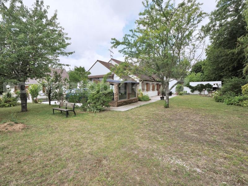 Maison de village - 130 m² - 6 pièces