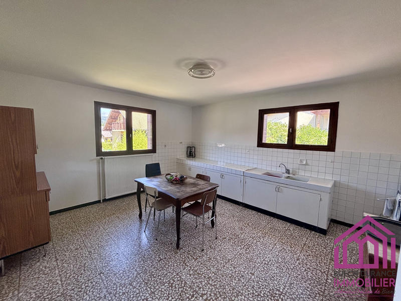 Maison - 199 m² - 10 pièces