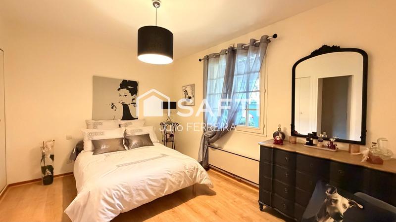 Maison - 177 m² - 7 pièces